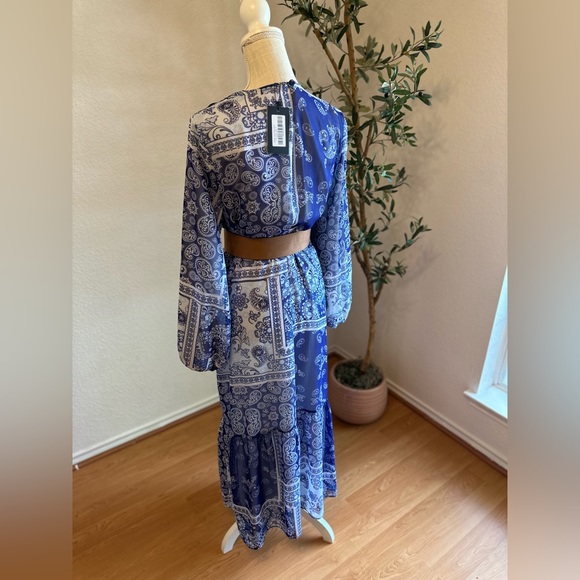 Royal blue bandana long sleeve maxi dress NWTS ✨ size large length 57” - Picture 5 of 10